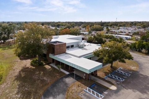 Propiedad comercial en venta en Holiday, Florida, 2119.47 m2 № 1815629 - foto 23