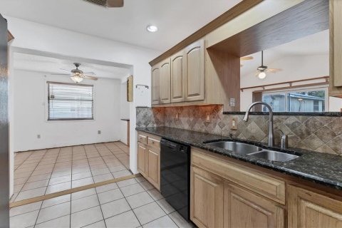 Casa en venta en Sarasota, Florida, 3 dormitorios, 159.79 m2 № 1533840 - foto 10
