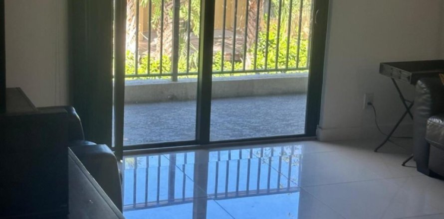 Condo à Wellington, Floride, 3 chambres  № 1224763