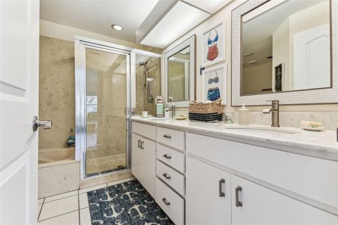 Casa en venta en Bradenton, Florida, 2 dormitorios, 115.11 m2 № 1742821 - foto 17