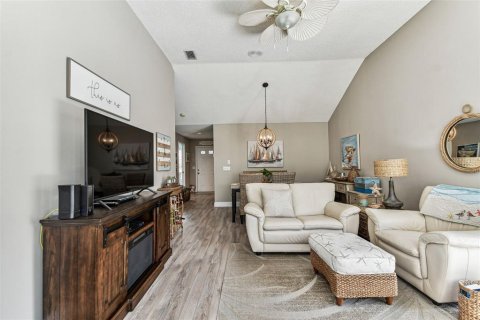 Casa en venta en Bradenton, Florida, 2 dormitorios, 115.11 m2 № 1742821 - foto 11