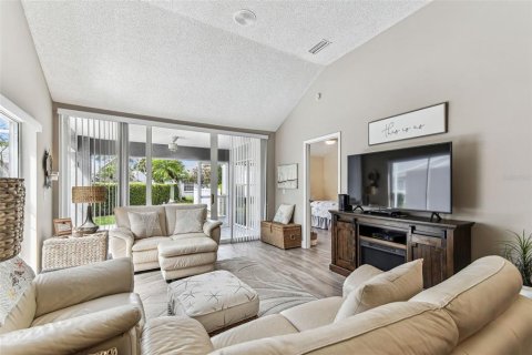 Casa en venta en Bradenton, Florida, 2 dormitorios, 115.11 m2 № 1742821 - foto 10