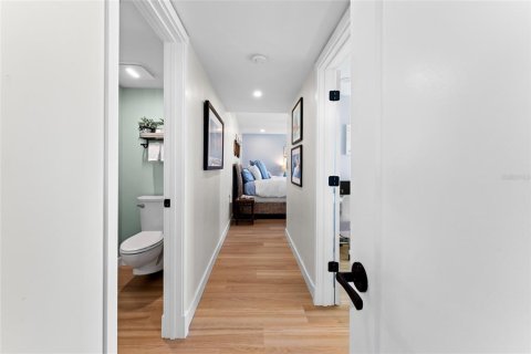 Condo in Dunedin, Florida, 3 bedrooms  № 2396338 - photo 27