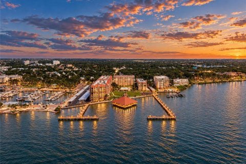 Condo in Dunedin, Florida, 3 bedrooms  № 2396338 - photo 2