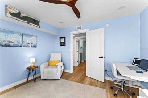 Condo in Dunedin, Florida, 3 bedrooms  № 2396338 - photo 29