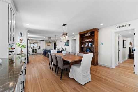 Condo in Dunedin, Florida, 3 bedrooms  № 2396338 - photo 18