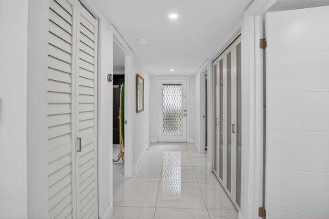 Copropriété à vendre à Delray Beach, Floride: 2 chambres, 106.84 m2 № 2077818 - photo 7