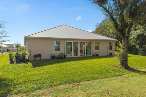 House in Cocoa, Florida 4 bedrooms, 236.62 sq.m. № 2393517 - photo 7