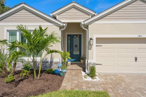 House in Cocoa, Florida 4 bedrooms, 236.62 sq.m. № 2393517 - photo 5