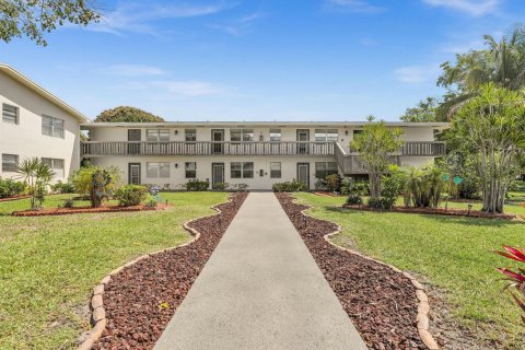Condo in Deerfield Beach, Florida, 1 bedroom № 2253126