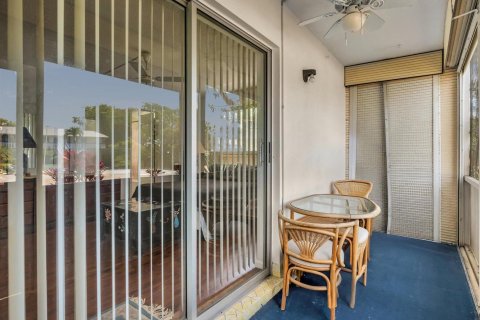 Купить кондоминиум в Дирфилд-Бич, Флорида 3 комнаты, 65.03м2, № 2253126 - фото 15