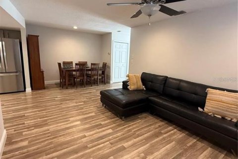 Townhouse in Clearwater, Florida 2 bedrooms, 83.05 sq.m. № 2209688 - photo 17