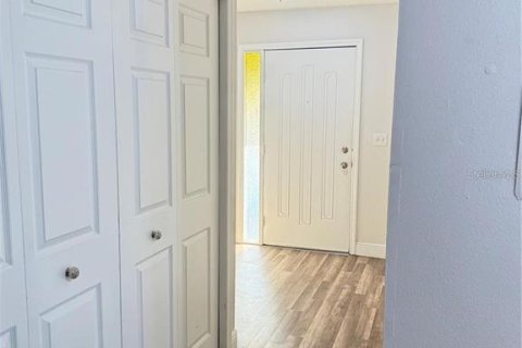 Townhouse in Clearwater, Florida 2 bedrooms, 83.05 sq.m. № 2209688 - photo 6