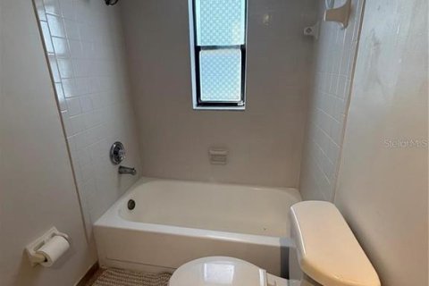 Townhouse in Clearwater, Florida 2 bedrooms, 83.05 sq.m. № 2209688 - photo 30