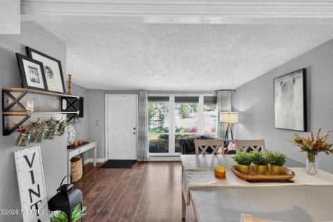 Villa ou maison à vendre à Jacksonville, Floride: 4 chambres, 115.94 m2 № 2400438 - photo 4