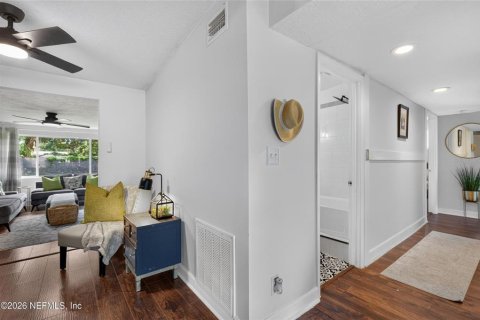 Villa ou maison à vendre à Jacksonville, Floride: 4 chambres, 115.94 m2 № 2400438 - photo 13
