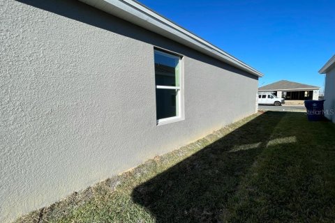 House in Haines City, Florida 4 bedrooms, 164.16 sq.m. № 2103453 - photo 5