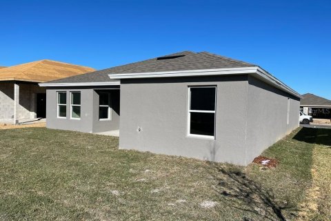 House in Haines City, Florida 4 bedrooms, 164.16 sq.m. № 2103453 - photo 2