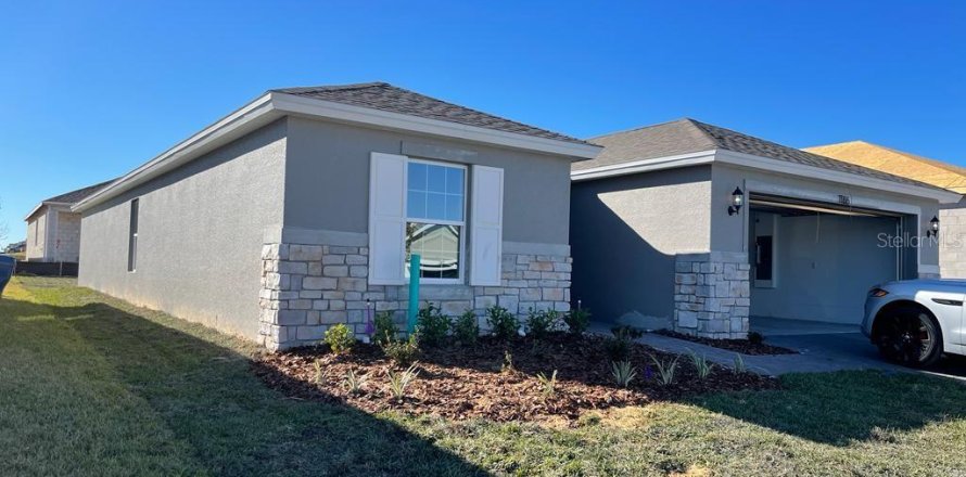 House in Haines City, Florida 4 bedrooms, 164.16 sq.m. № 2103453