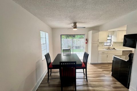 Touwnhouse à louer à Fort Lauderdale, Floride: 3 chambres, 222.32 m2 № 2407689 - photo 13