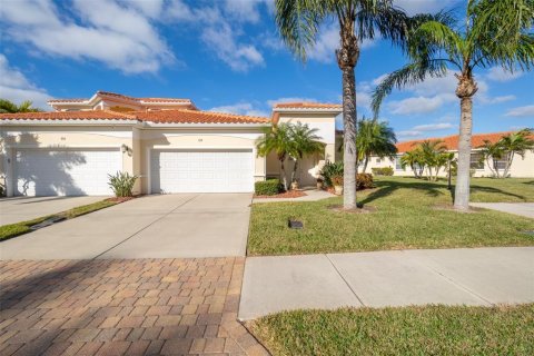 Condominio en venta en Cape Canaveral, Florida, 3 dormitorios, 140 m2 № 1734158 - foto 1