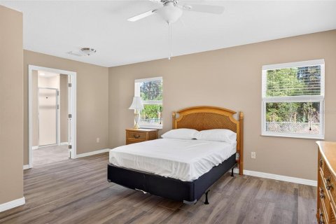 Casa en venta en Interlachen, Florida, 3 dormitorios, 211.54 m2 № 2091578 - foto 9