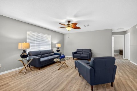 Casa en venta en Interlachen, Florida, 3 dormitorios, 211.54 m2 № 2091578 - foto 27