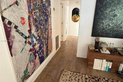 Condominio en alquiler en Miami, Florida, 2 dormitorios, 114.27 m2 № 2030546 - foto 7