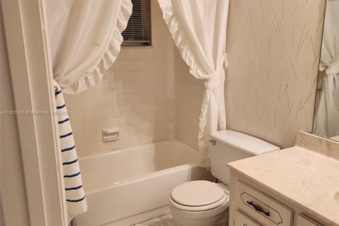 Copropriété à louer à Delray Beach, Floride: 2 chambres, 110.18 m2 № 1977275 - photo 11