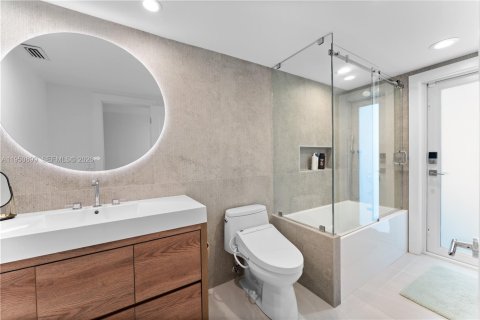 Villa ou maison à louer à Miami, Floride: 4 chambres, 219.62 m2 № 2153111 - photo 18