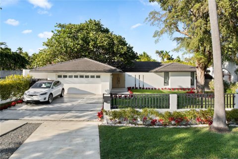 Villa ou maison à Miami, Floride 4 chambres, 219.62 m2 № 2153111