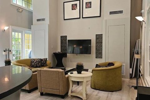 Condo in Orlando, Florida, 2 bedrooms  № 1548453 - photo 18