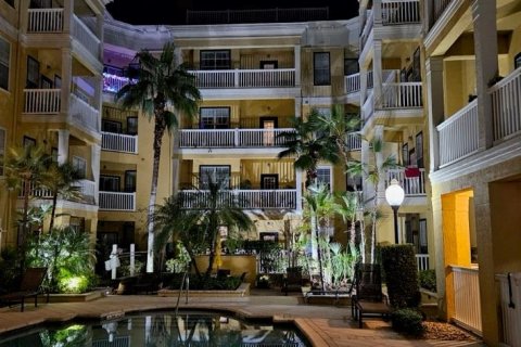 Condo in Orlando, Florida, 2 bedrooms  № 1548453 - photo 22
