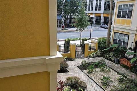 Condo in Orlando, Florida, 2 bedrooms  № 1548453 - photo 15