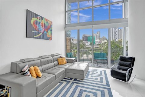 Condo in Miami, Florida, 1 bedroom  № 2357806 - photo 4