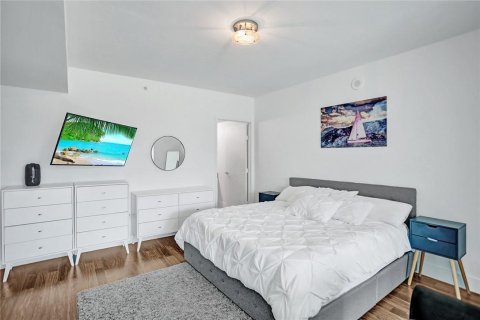 Condo in Miami, Florida, 1 bedroom  № 2357806 - photo 23