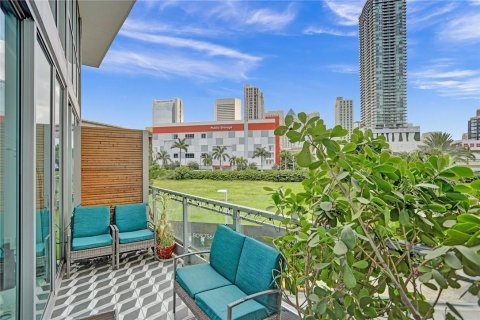 Condo in Miami, Florida, 1 bedroom  № 2357806 - photo 18