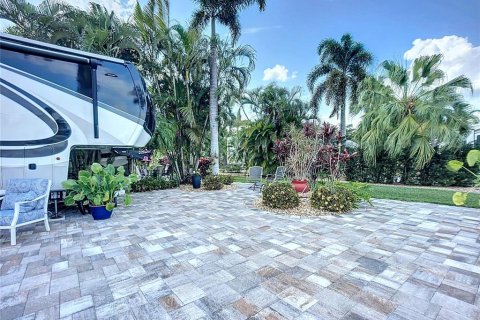 Land in Fort Myers, Florida № 1533675 - photo 11