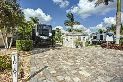Land in Fort Myers, Florida № 1533675 - photo 4