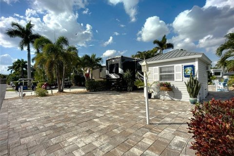 Land in Fort Myers, Florida № 1533675 - photo 8