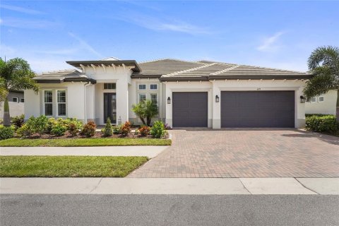 House in Sarasota, Florida 4 bedrooms, 374.67 sq.m. № 1881437 - photo 5