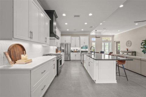 House in Sarasota, Florida 4 bedrooms, 374.67 sq.m. № 1881437 - photo 29