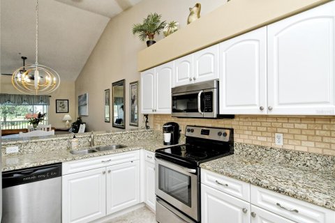 Condo in Sarasota, Florida, 2 bedrooms  № 2099467 - photo 24