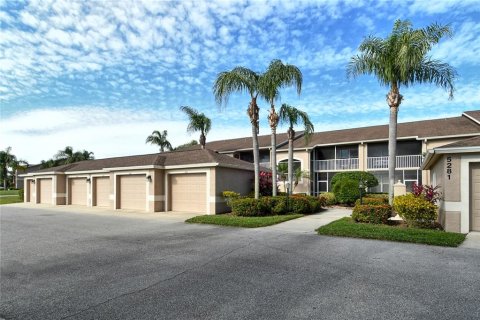 Condo in Sarasota, Florida, 2 bedrooms  № 2099467 - photo 4