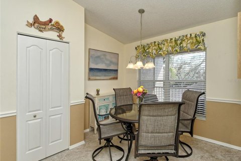 Condo in Sarasota, Florida, 2 bedrooms  № 2099467 - photo 21