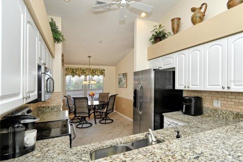 Condo in Sarasota, Florida, 2 bedrooms  № 2099467 - photo 19