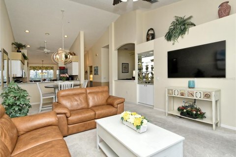Condo in Sarasota, Florida, 2 bedrooms  № 2099467 - photo 15