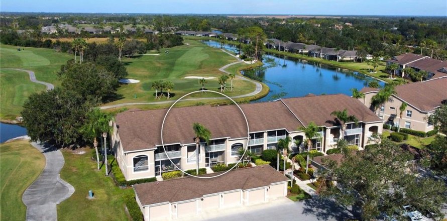 Condo in Sarasota, Florida, 2 bedrooms  № 2099467