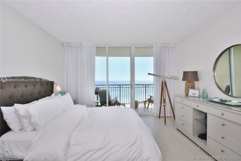 Copropriété à louer à Sunny Isles Beach, Floride: 2 chambres, 132.85 m2 № 2013511 - photo 11