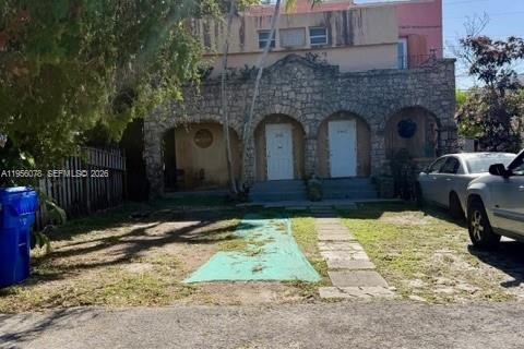 Commercial property in Miami, Florida 180.79 sq.m. № 2010534 - photo 6